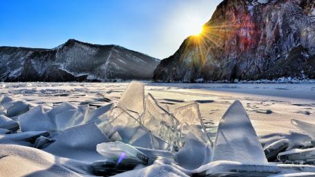 Frozen Beauty of a Serene Lake wallpaper