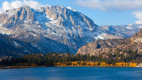 Majestic Alpine Serenity wallpaper