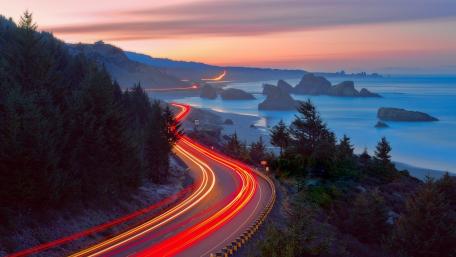 Ethereal Coastal Pathway at Dusk wallpaper