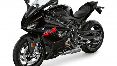 Sleek and Powerful BMW Motorcycle Design Features wallpaper