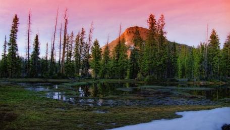 Serene Mountain Reflection in Tranquil Wilderness Scene wallpaper