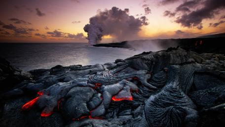 Majestic Twilight at the Volcano's Edge wallpaper