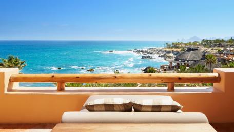 Coastal Serenity from a Cozy Retreat wallpaper
