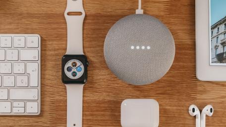Apple Gadgets wallpaper