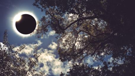 Total Solar Eclipse wallpaper