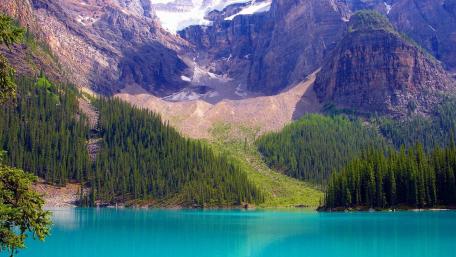 Serene Mountain Lake Escape wallpaper