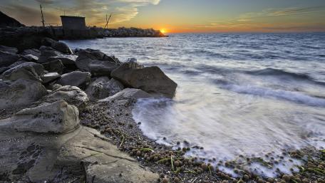 Breathtaking Sunset by the Sea wallpaper