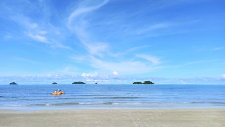 Beach on Koh Chang wallpaper