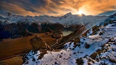 Majestic Winter Sunrise in the Alps wallpaper