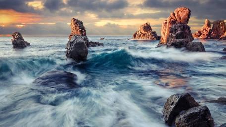 Majestic Sea Stacks at Sunset wallpaper