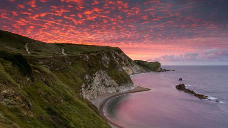Lulworth Cove wallpaper