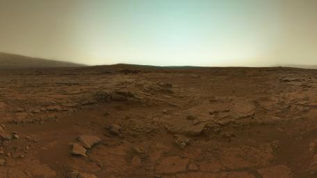 Vast Desert of Mars in 4K Quality wallpaper
