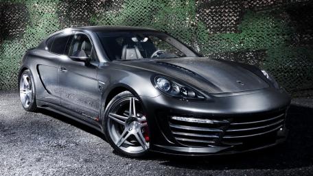 Sleek and Powerful Porsche Panamera Wallpaper wallpaper