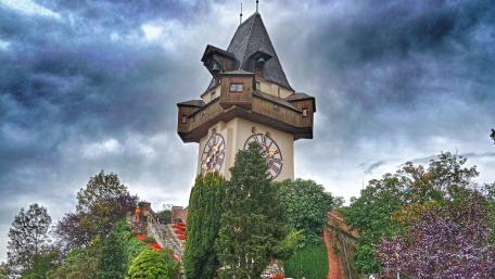 Uhrturm clocktower wallpaper