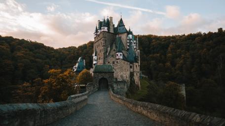 Eltz Castle - Germany wallpaper
