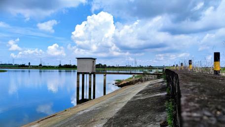 Serene Lakeside View with a Charming Docking Station wallpaper