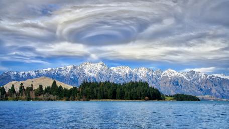 Lake Wakatipu wallpaper