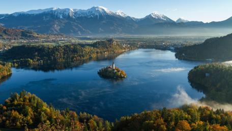 Bled Island wallpaper