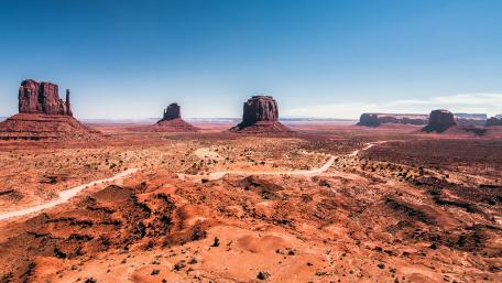 West and East Mitten Buttes wallpaper