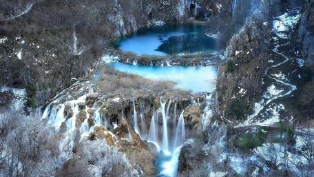 Plitvice Lakes National Park wallpaper