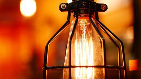 Edison bulb wallpaper