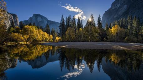 Yosemite sunrise from Mirror Lake wallpaper