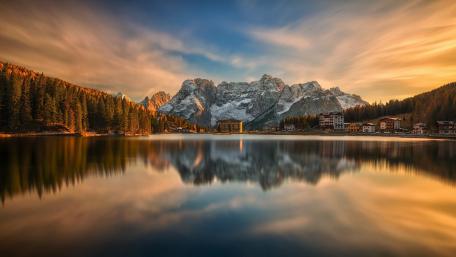 Lake Misurina wallpaper