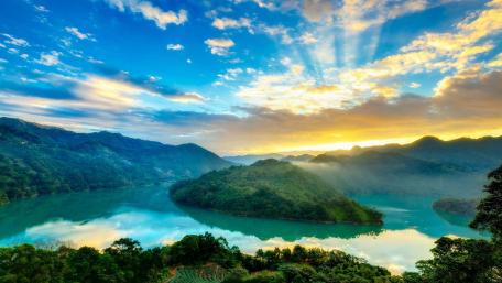 Serene River Landscape at Sunrise wallpaper