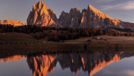 Sassolungo Langkofel wallpaper