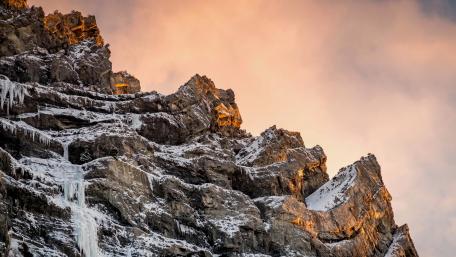 Majestic Frosty Cliffs at Sunrise wallpaper