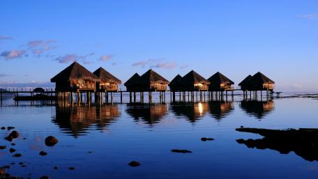 Overwater bungalows at Punaauia, Tahiti wallpaper