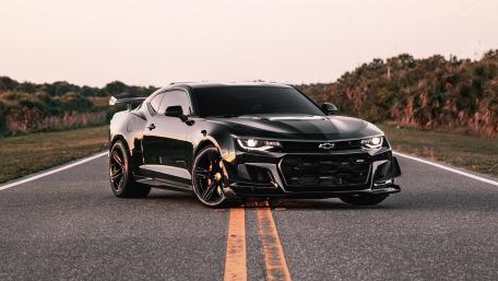 Chevrolet Camaro on Open Road wallpaper