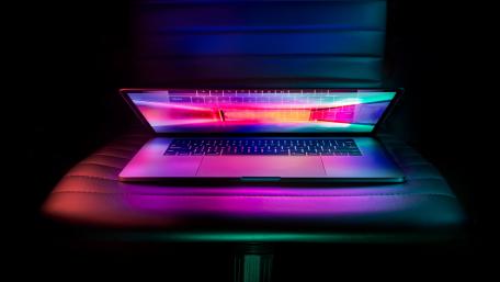 Vibrant 5K Laptop Wallpaper for Tech Enthusiasts wallpaper
