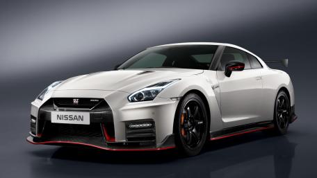 Nissan GT-R NISMO Stunning Sports Car Wallpaper wallpaper