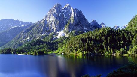 Aigüestortes i Estany de Sant Maurici National Park wallpaper