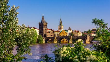 Charles Bridge wallpaper
