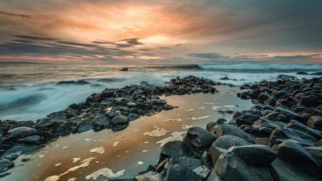 Giant's Causeway wallpaper