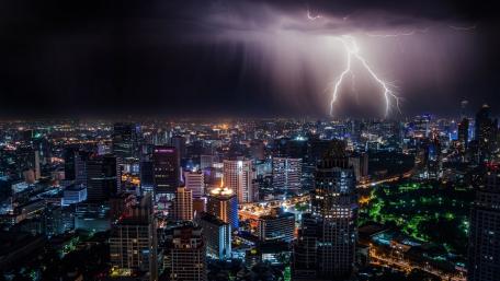 Electric Night in the Cityscape wallpaper