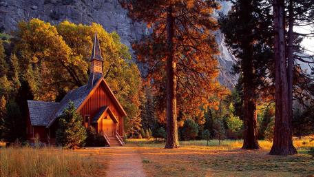 Yosemite Valley Chapel wallpaper