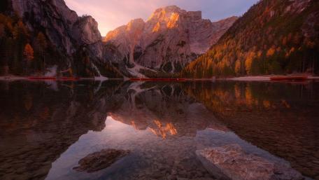Pragser Wildsee wallpaper