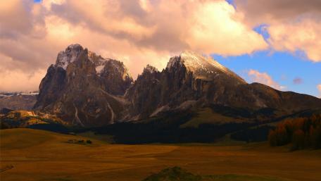 Langkofel Group (Alpe Di Siusi) wallpaper