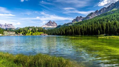 Lake Misurina wallpaper