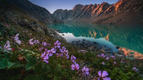Ala Kul, Kyrgyzstan wallpaper