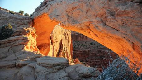 Mesa Arch (Canyonlands National Park) wallpaper