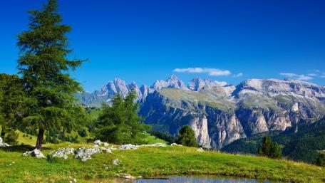 Sella Pass wallpaper
