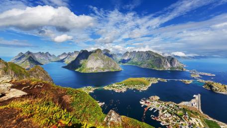 Reinebringen Viewpoint wallpaper