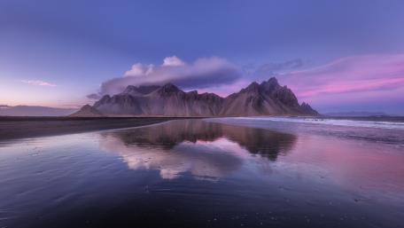 Vestrahorn Mountains wallpaper