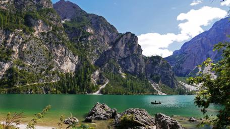 Pragser Wildsee wallpaper