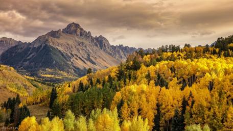Mount Sneffels at fall wallpaper