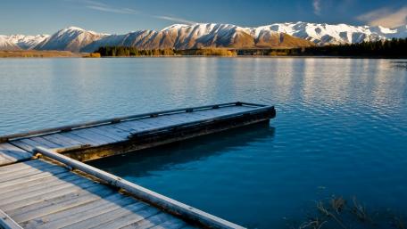 Oier on Lake Tekapo wallpaper